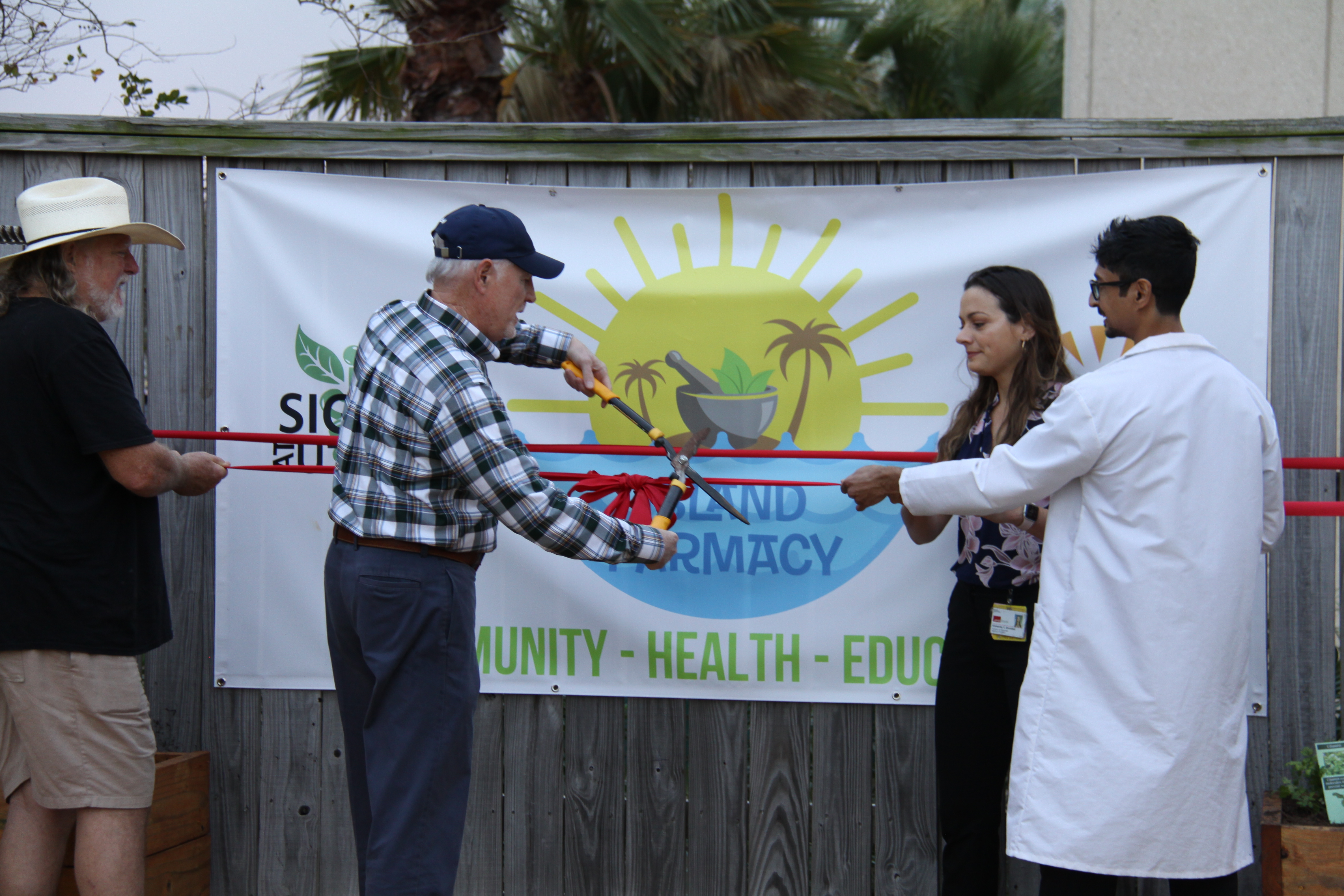 Island Farmacy Ribbon Cutting